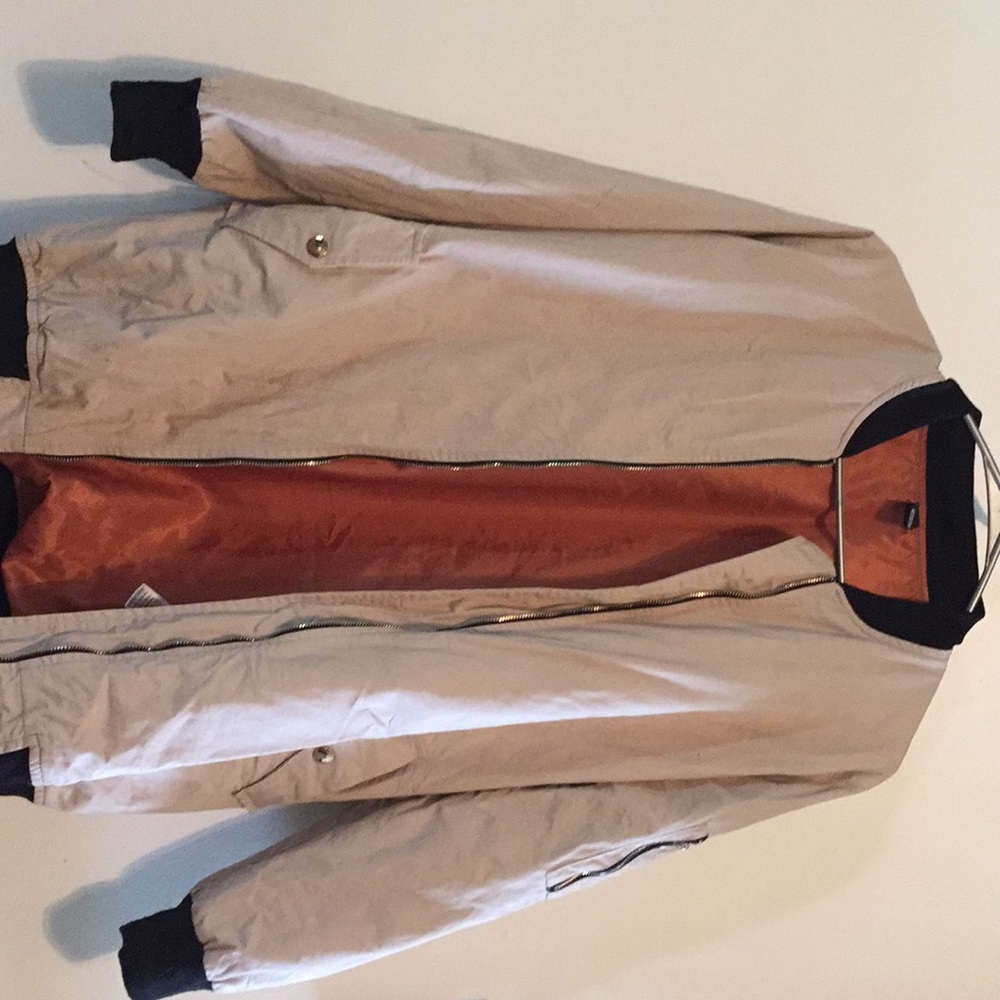 Windsor- medium jacket - Picture 2 of 2
